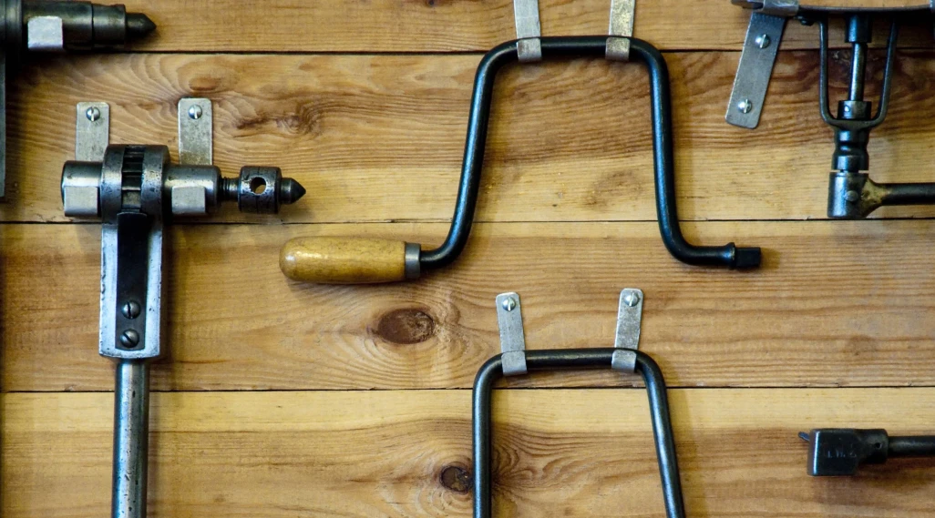 Building a Travel DIY Toolkit for Motorhome Touring