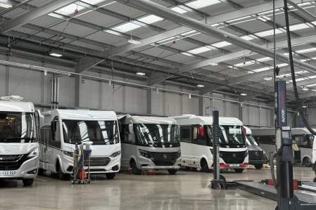 Motorhome Windscreen Replacement and Repair Division Up and Running