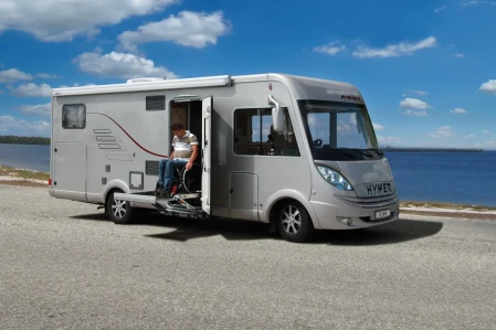 Travelworld introduces the HYMER B694