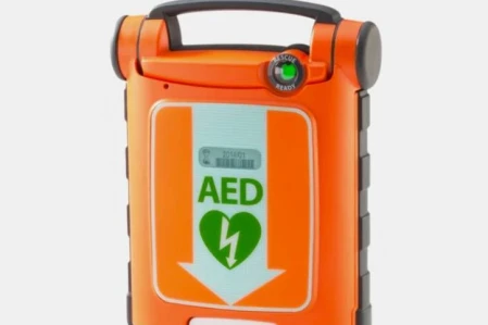 Travelworld and Abacus Training Partnership Brings Defibrillators to Motorhomes