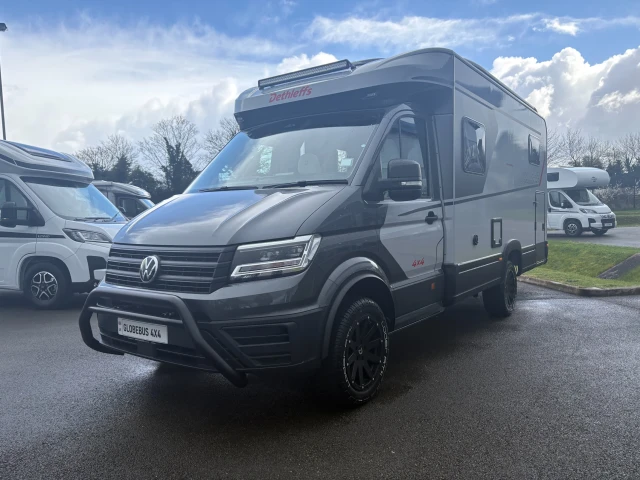 Vehicle Image - 3