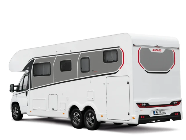 Vehicle Image - 3