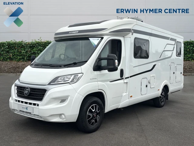 Vehicle Image - 2