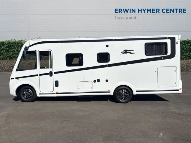 Vehicle Image - 3