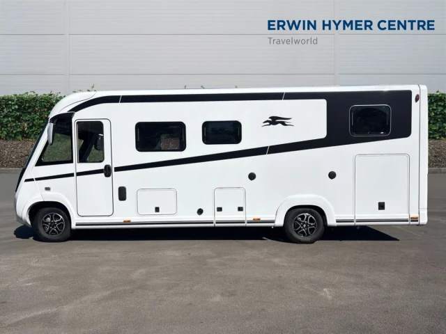 Vehicle Image - 3