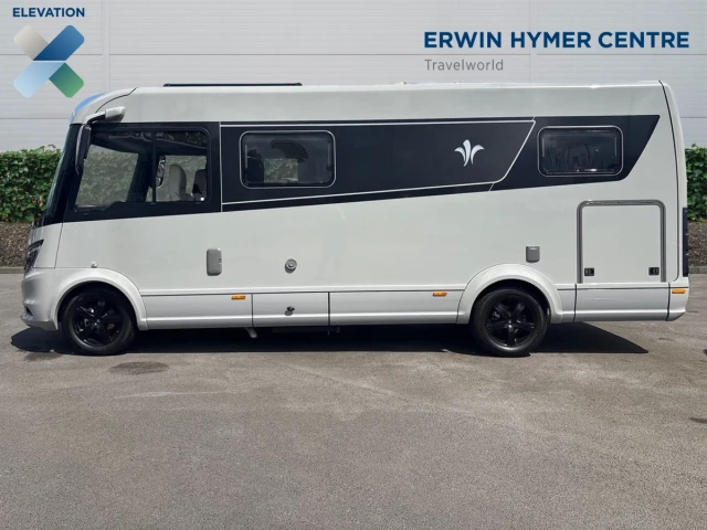 Vehicle Image - 3