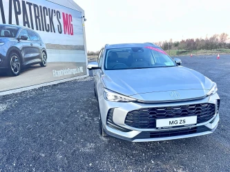 MG ZS