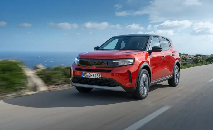 ALL-NEW OPEL FRONTERA SUV ARRIVES AT DEALERSHIPS NATIONWIDE, RETAILING FROM SUB-€25,000