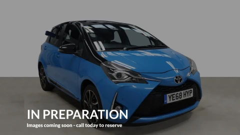 2018 TOYOTA YARIS 1.5 VVT I CYAN BI TONE HATCHBACK 5DR PETROL MANUAL EURO 6... photo