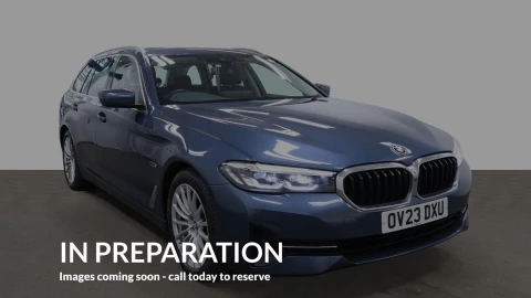 2023 5 SERIES 2.0 530E 12KWH SE TOURING 5DR PETROL PLUG IN HYBRID STEPTRONIC XDRIVE... photo