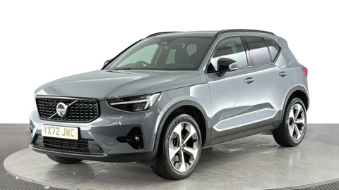 2022 Volvo XC40