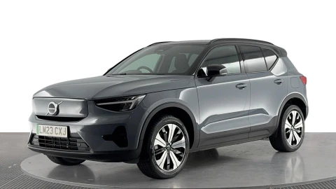 2023 Volvo XC40