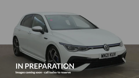 Volkswagen Golf 2021
