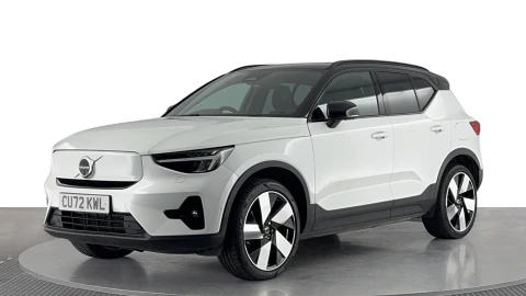 2022 Volvo XC40