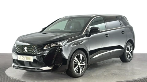 2021 Peugeot 5008