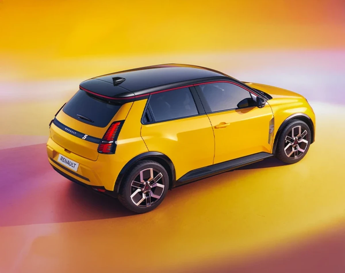 Renault 5 E-TECH ELECTRIC Ionic Five + Comfort Range | NEW OFFER