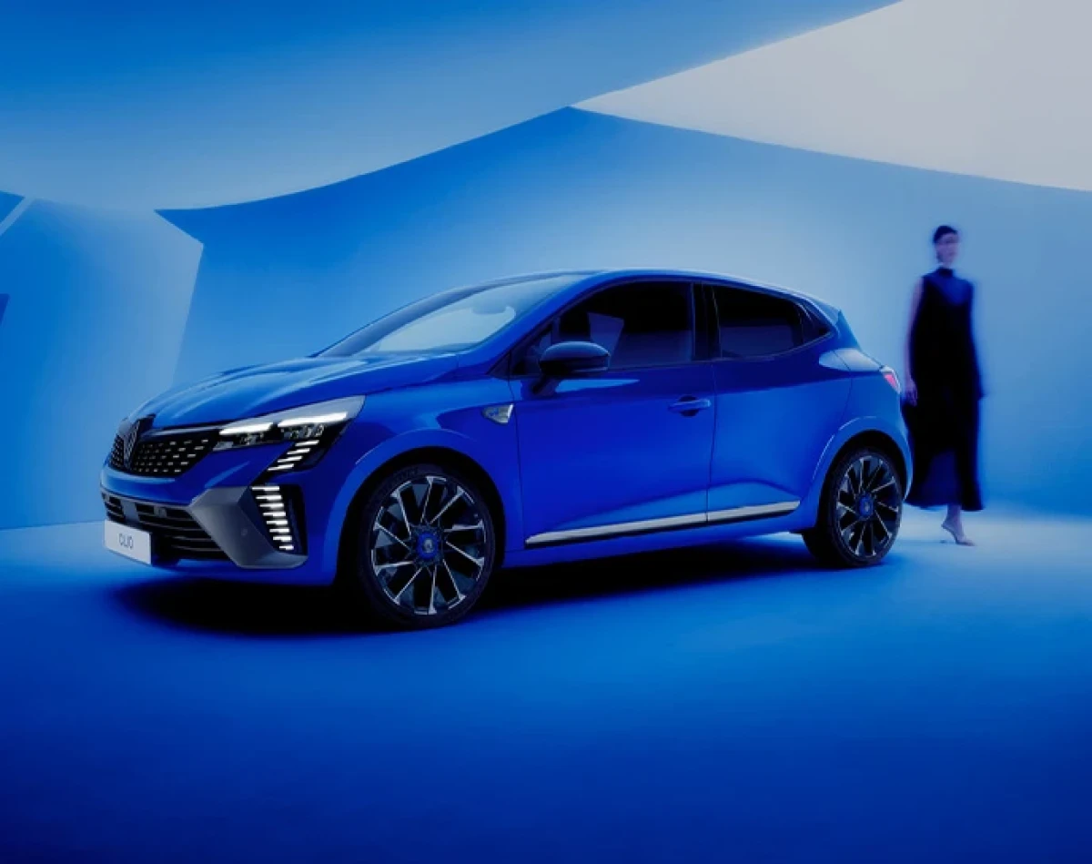 Renault Clio E-Tech MY27