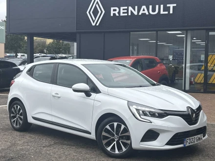 Renault Clio Listing Image