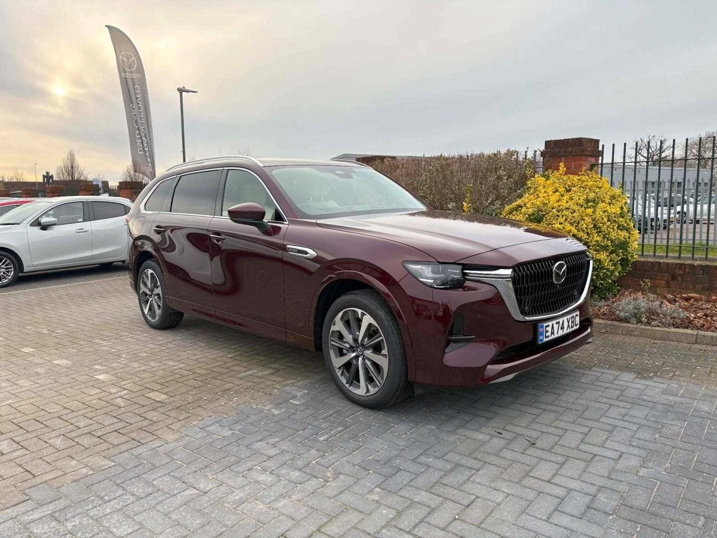 Vehicle image 3