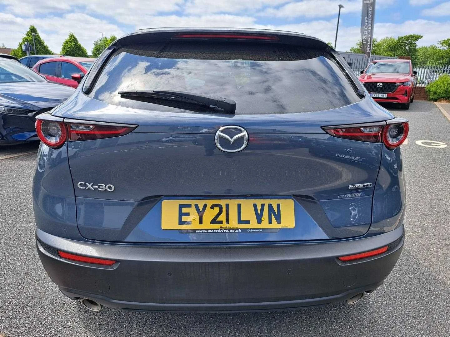Vehicle image 5
