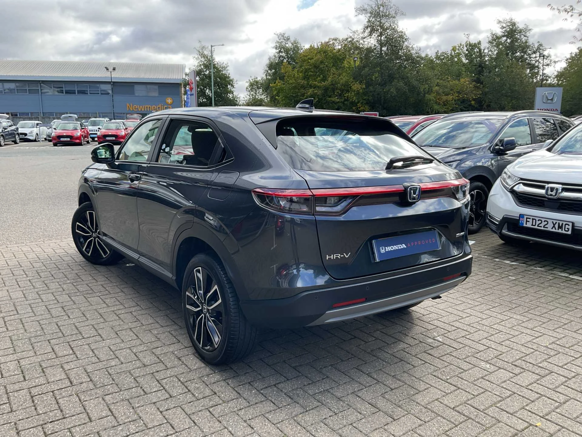 Vehicle image 3