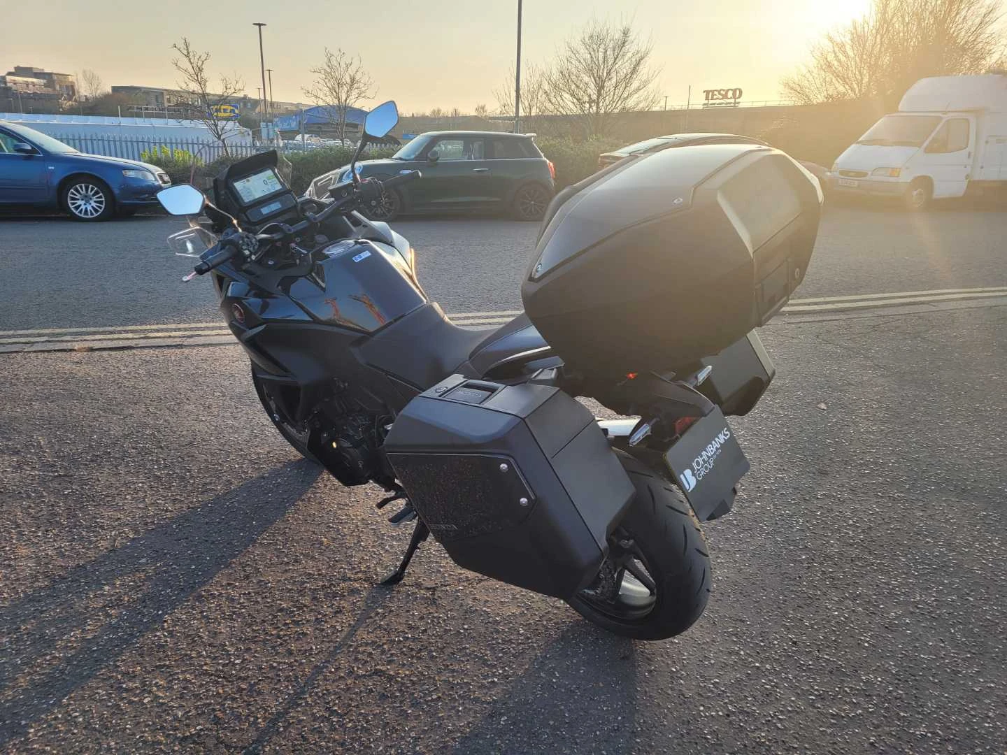 Vehicle image 5