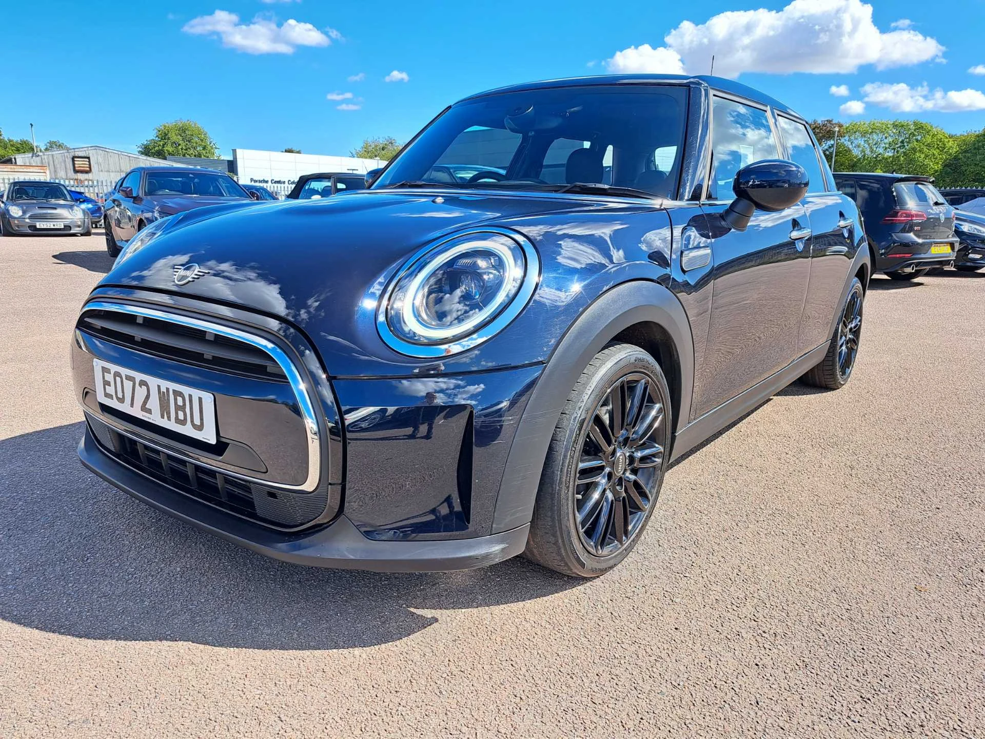 Vehicle image 3