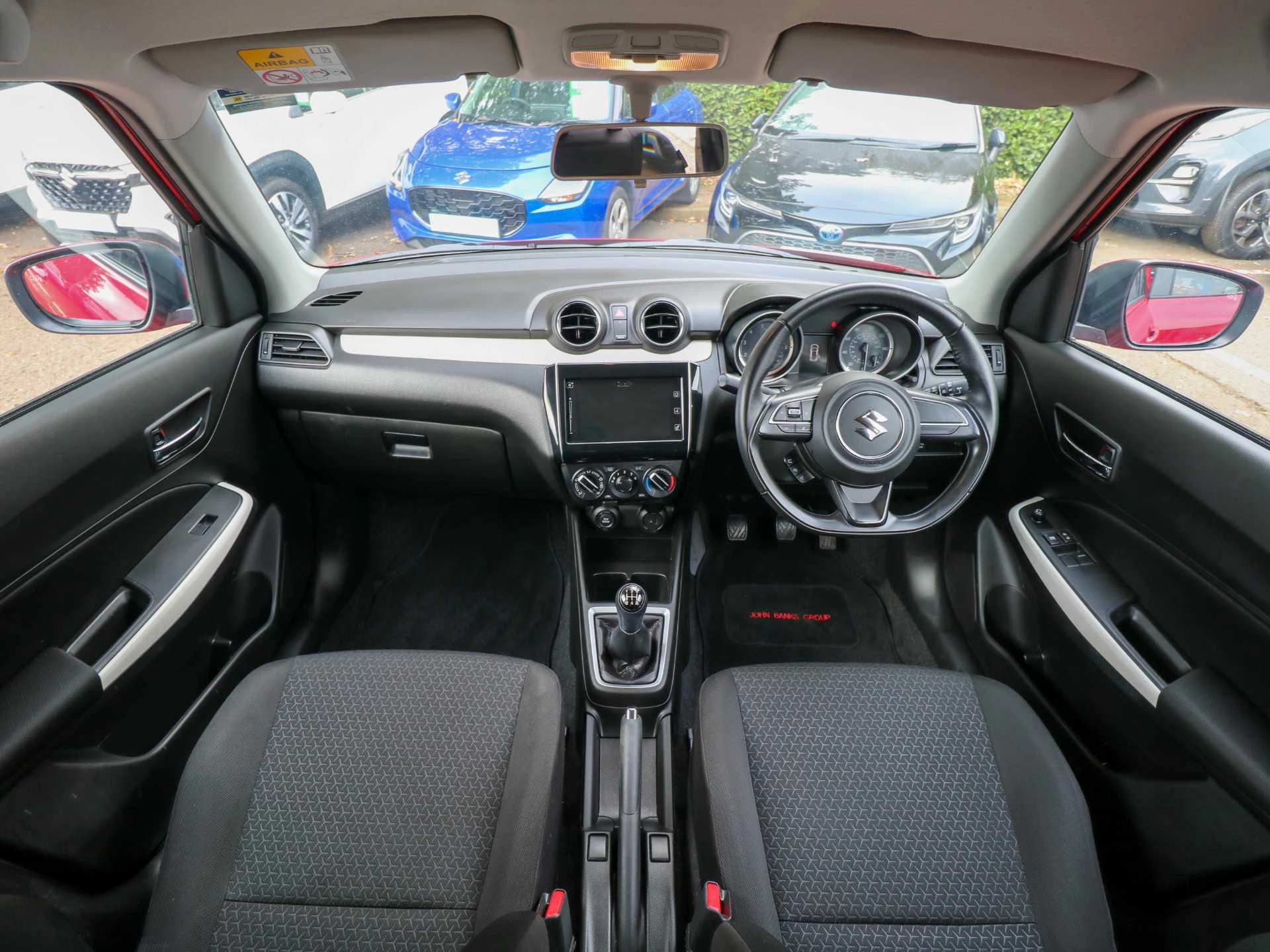 Vehicle image 4