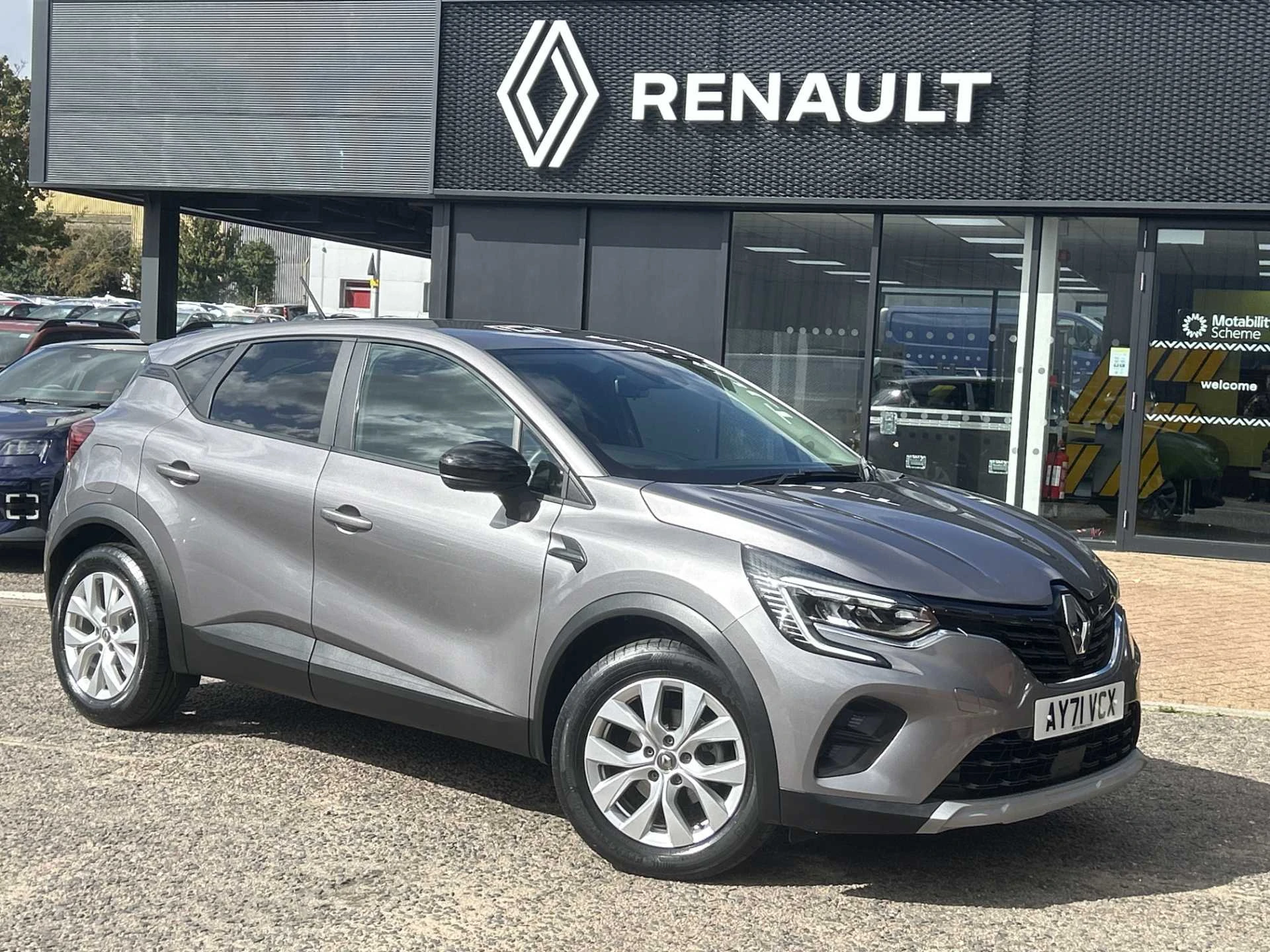 Vehicle image 1