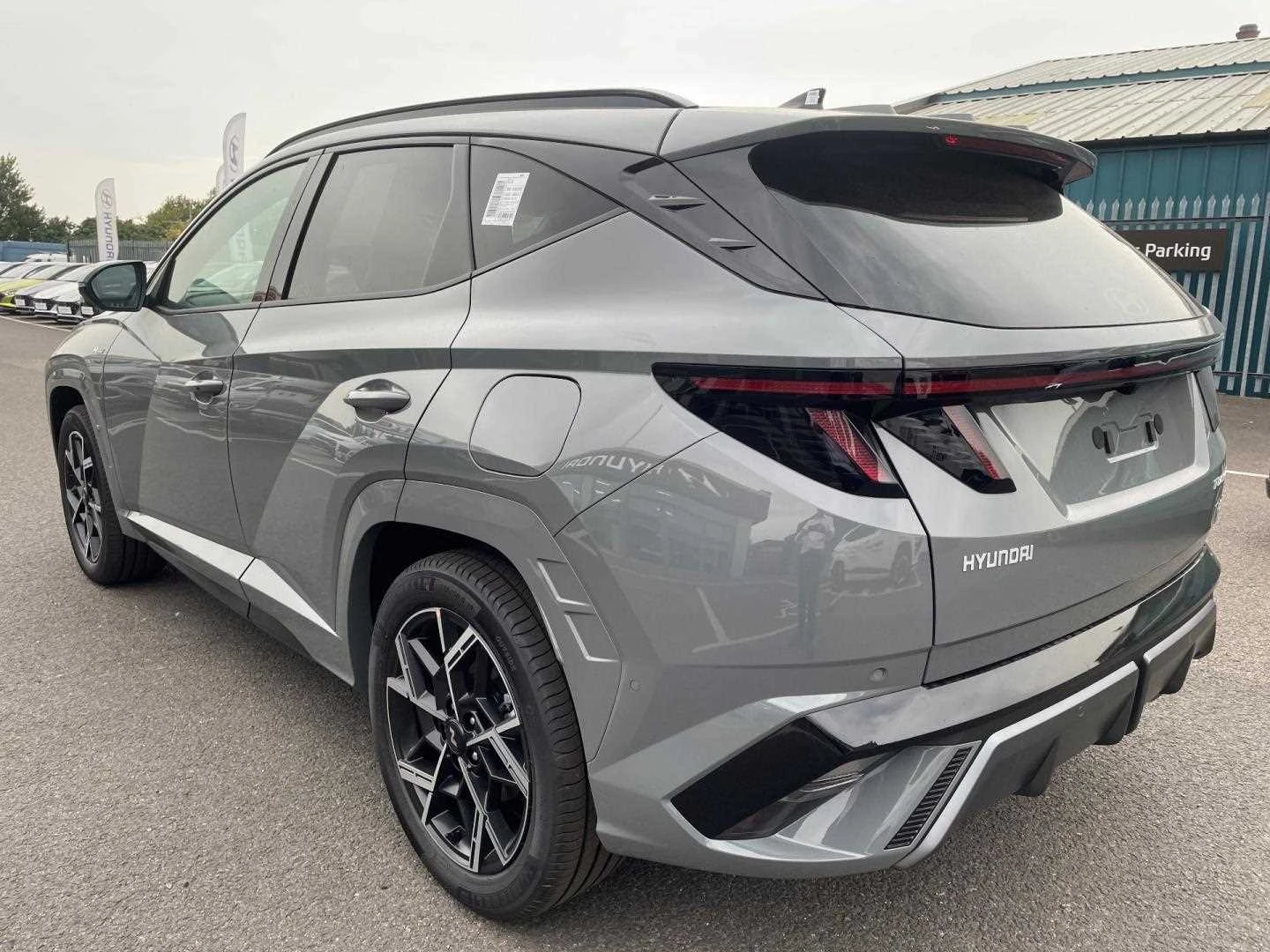 Vehicle image 5