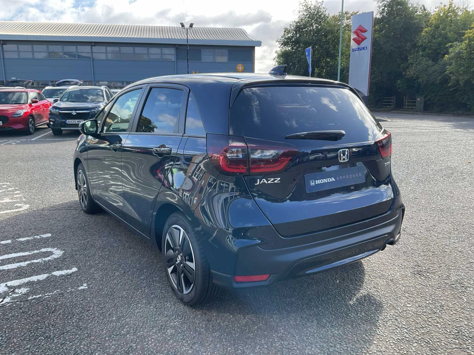 Vehicle image 3