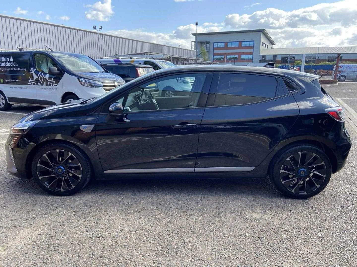 Vehicle image 6