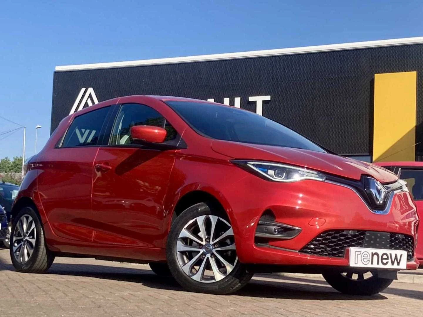 Vehicle image 3