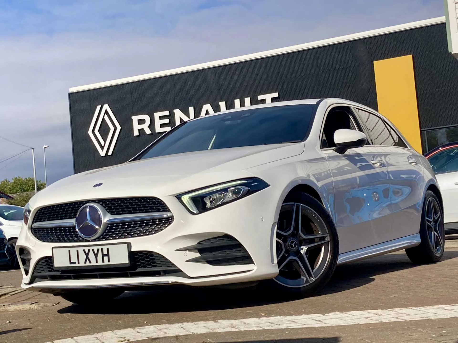 Vehicle image 6