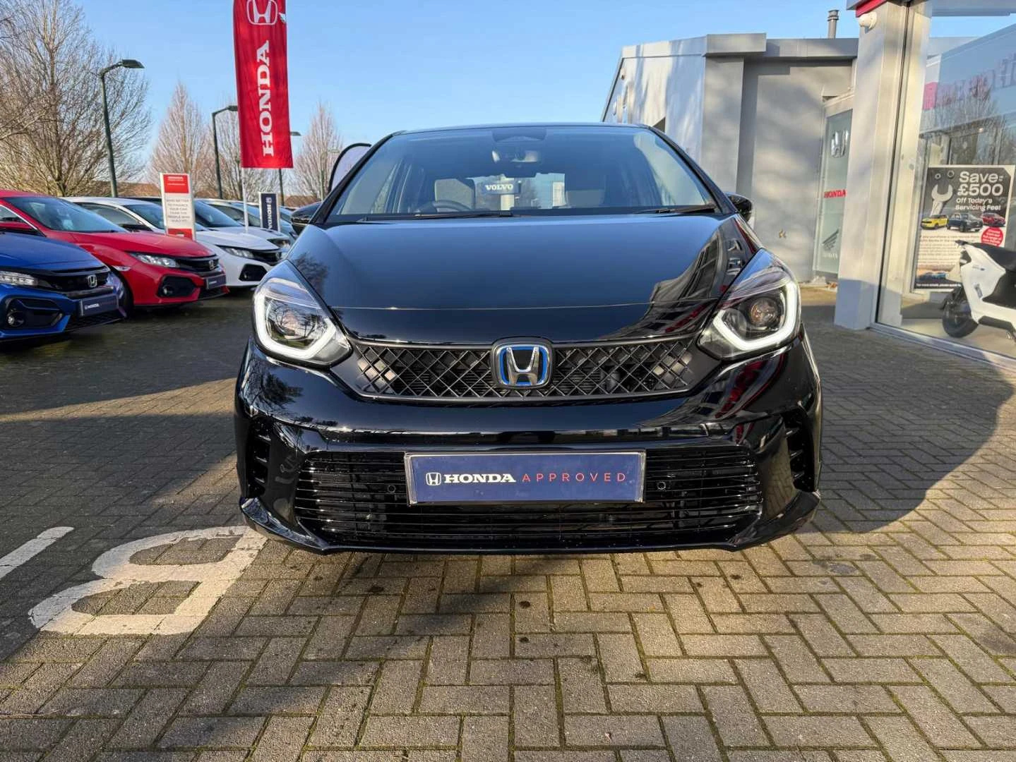 Vehicle image 6