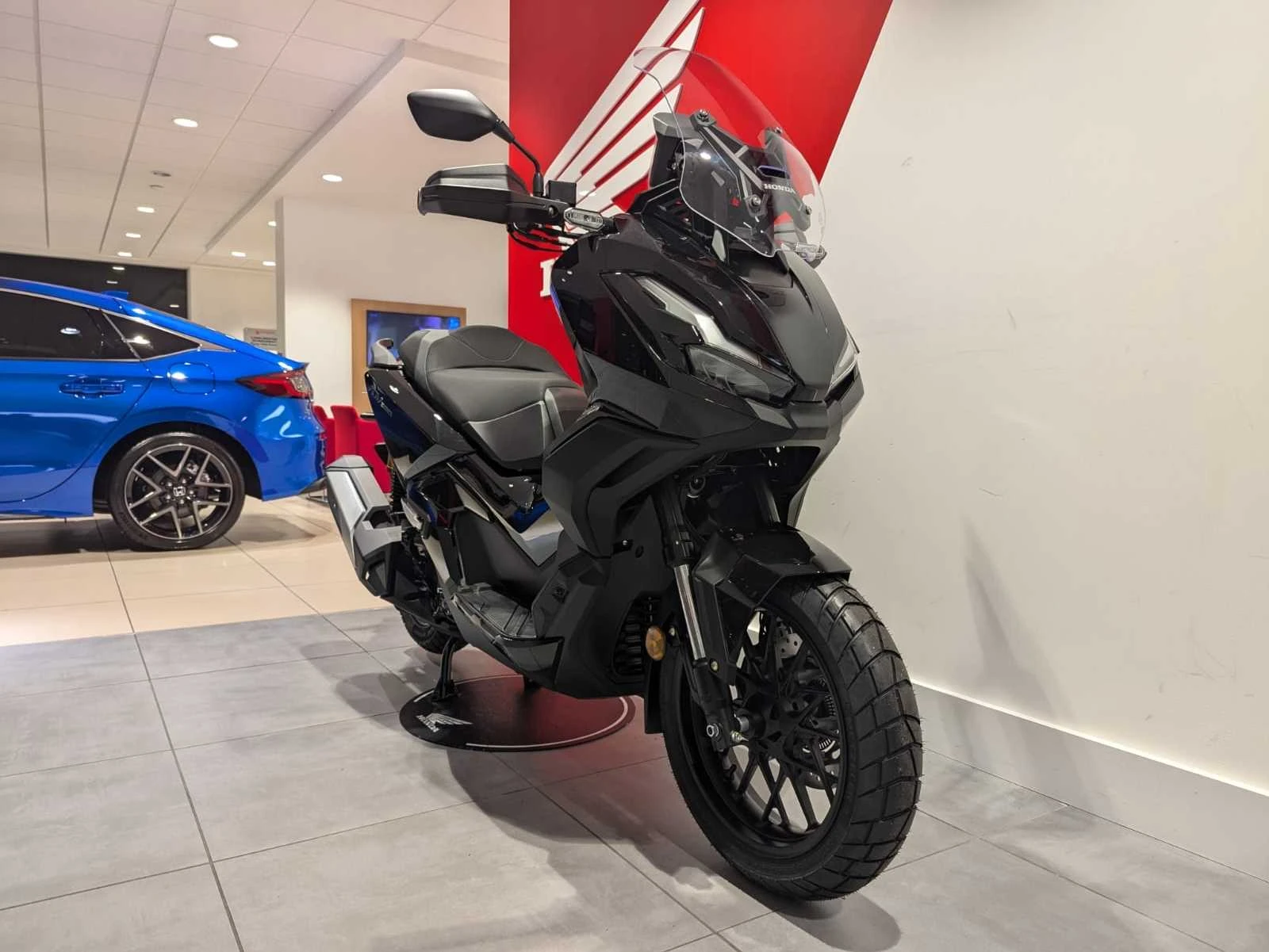 Vehicle image 2