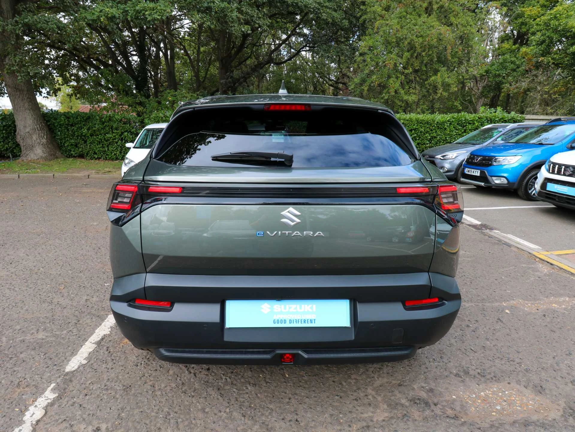 Vehicle image 7