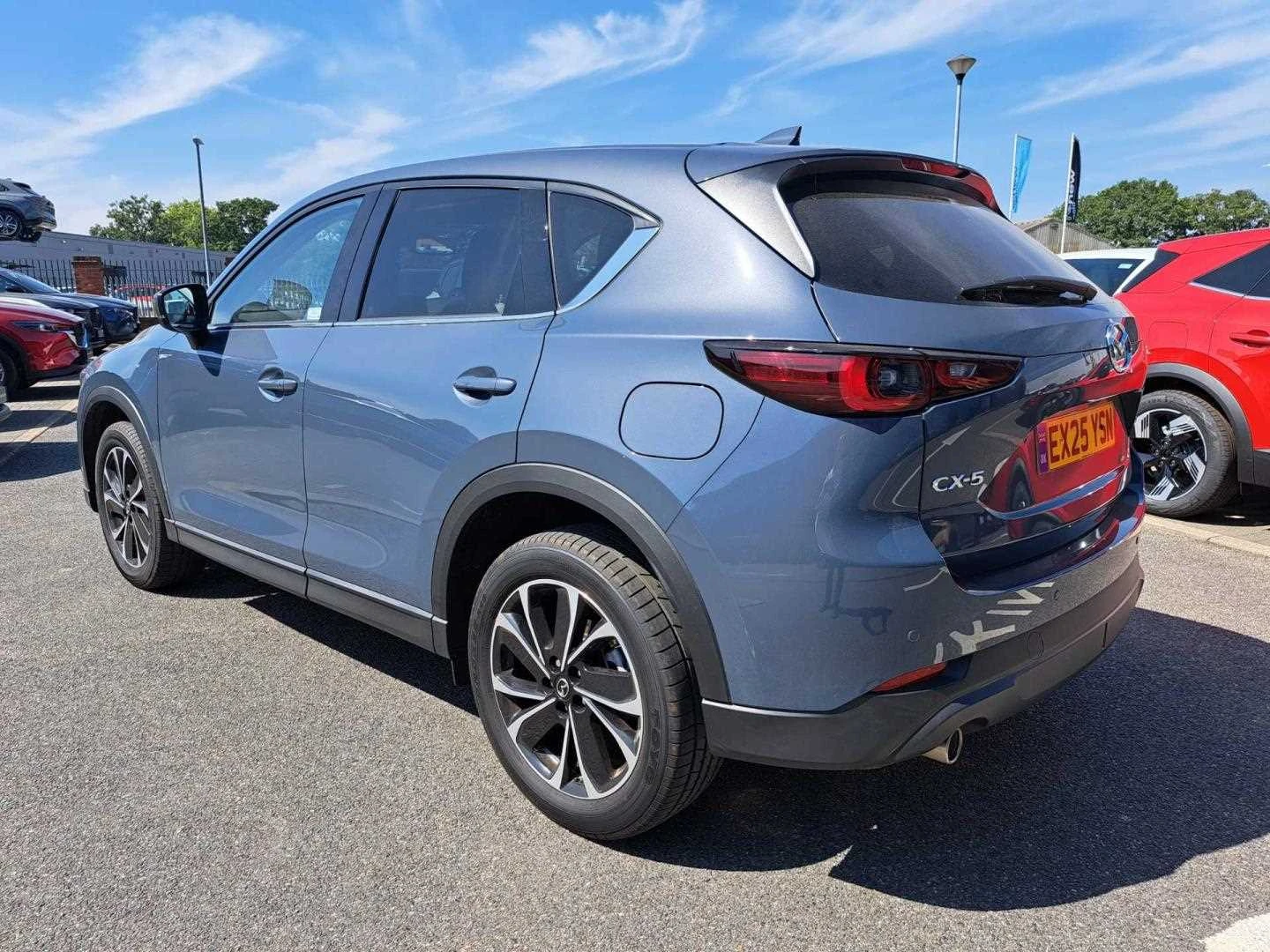 Vehicle image 5
