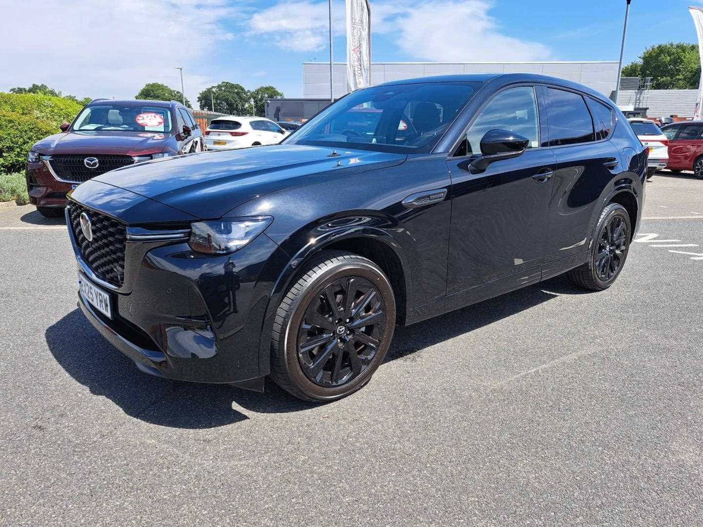 Vehicle image 3