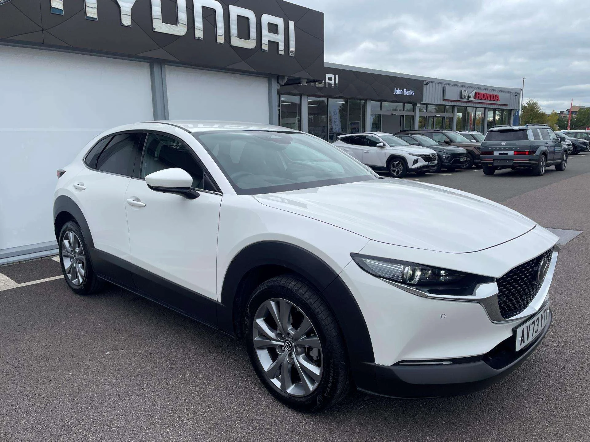 Vehicle image 5