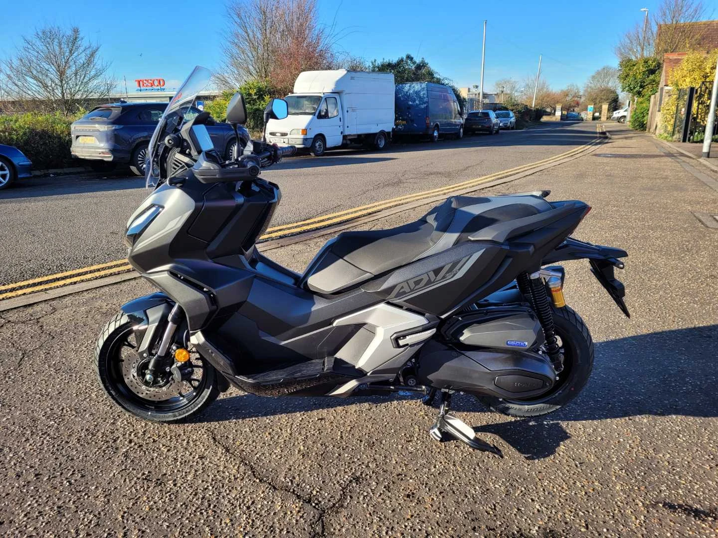 Vehicle image 6