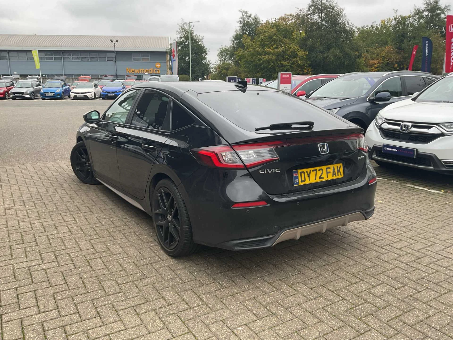 Vehicle image 4