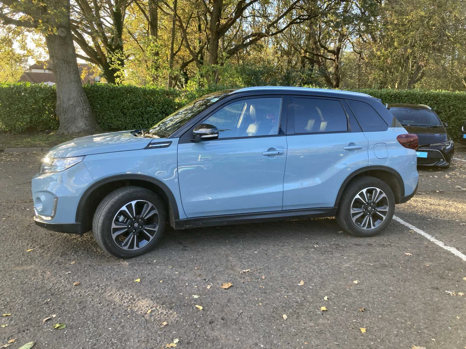 Vehicle image 4