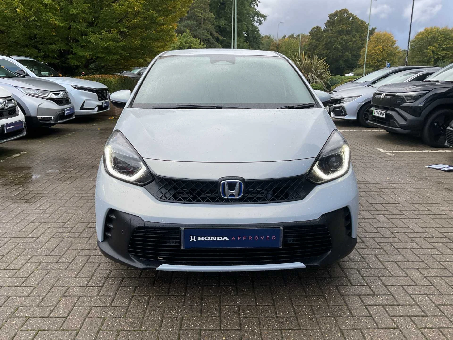 Vehicle image 6