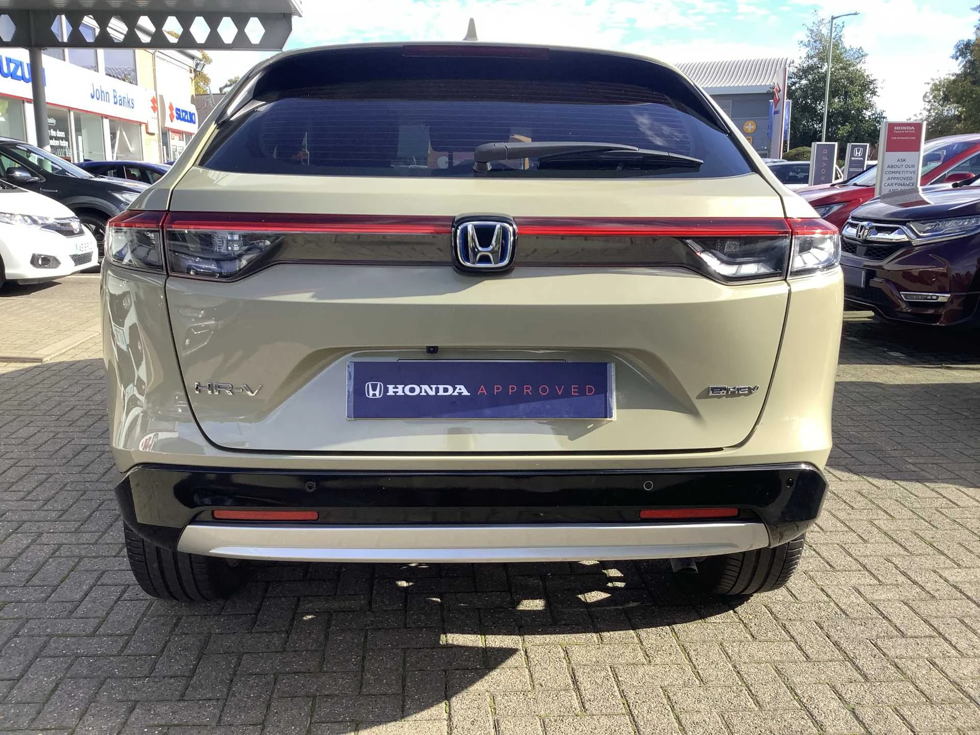 Vehicle image 6