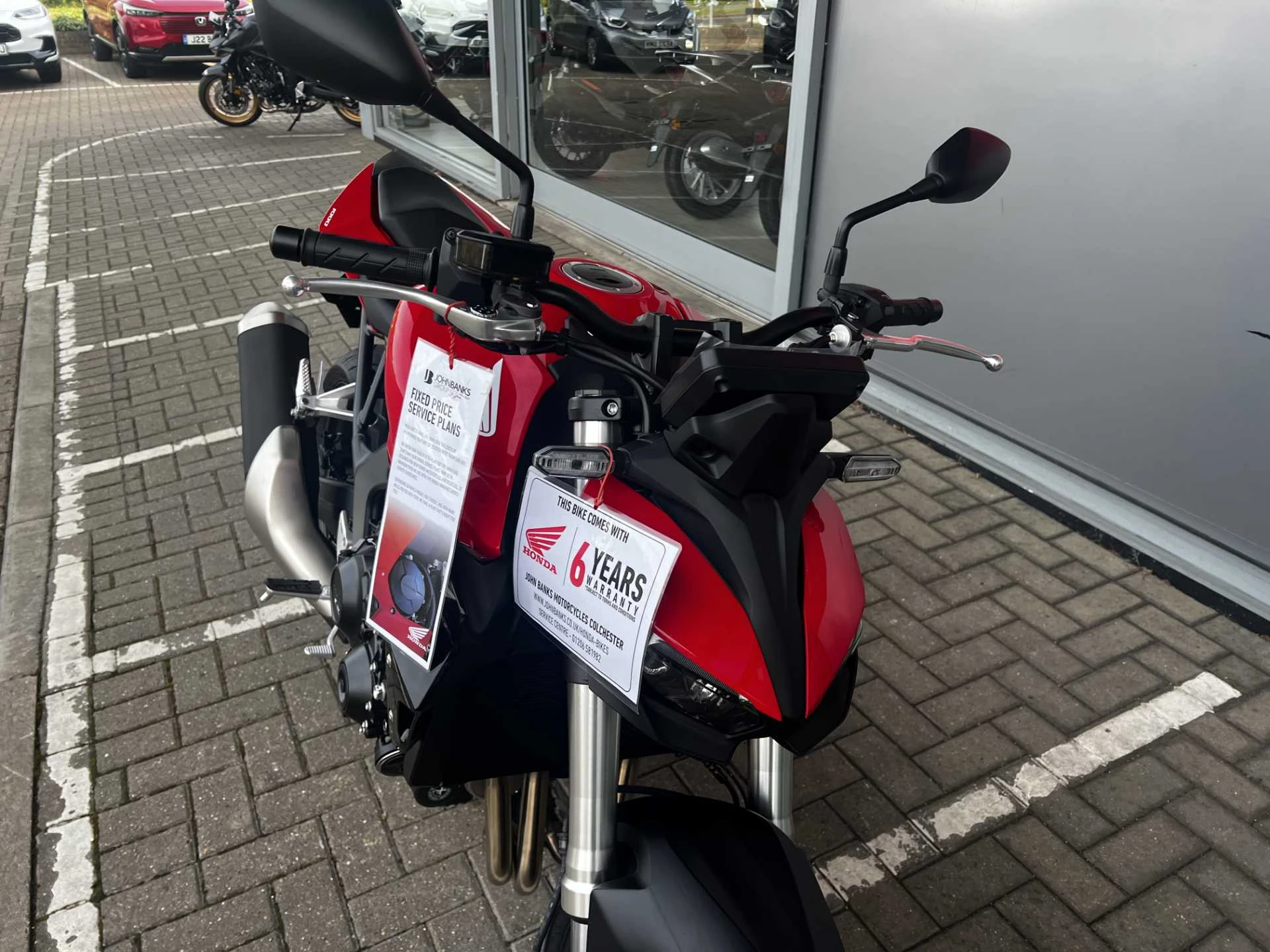 Vehicle image 4