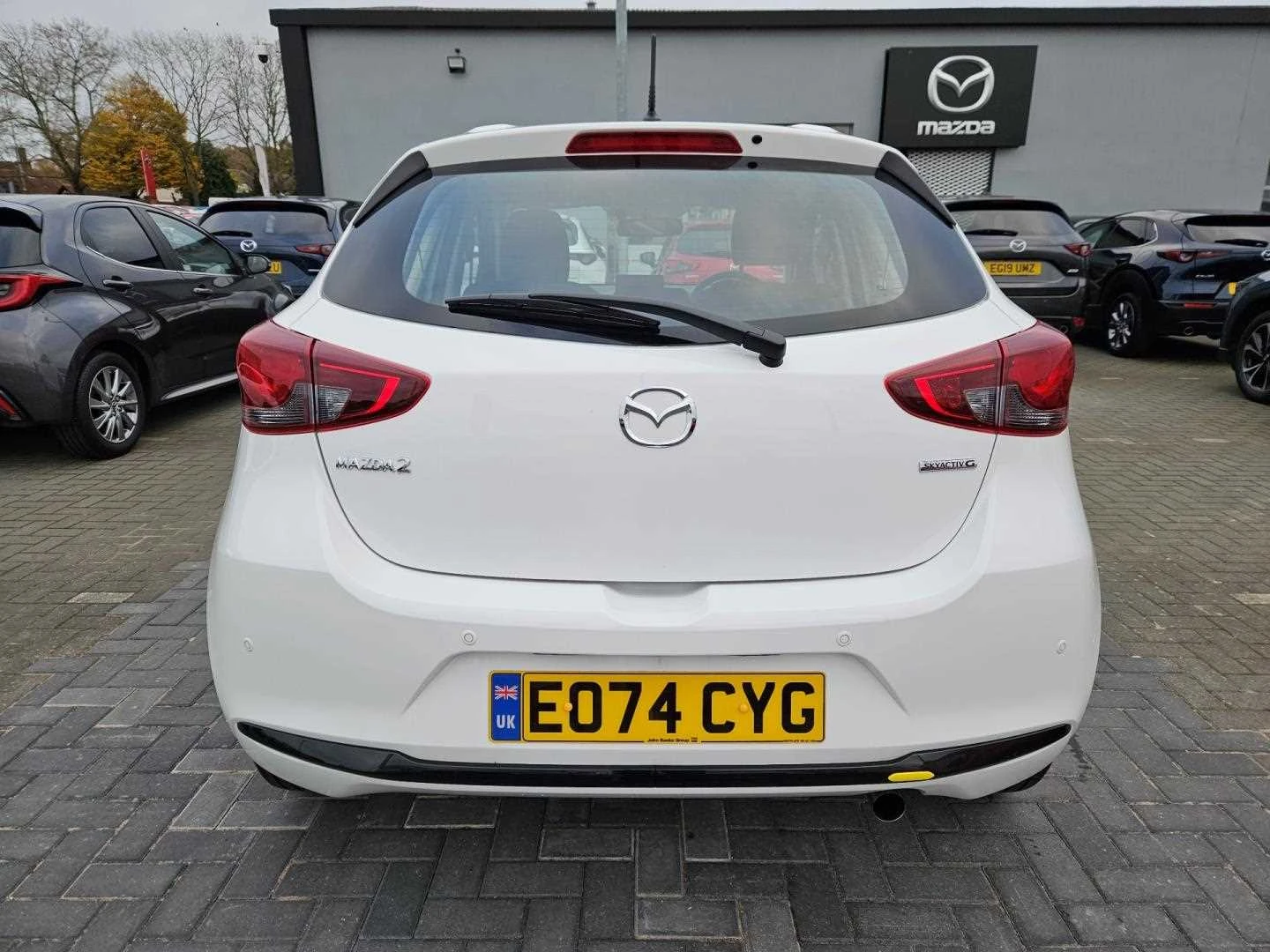 Vehicle image 6