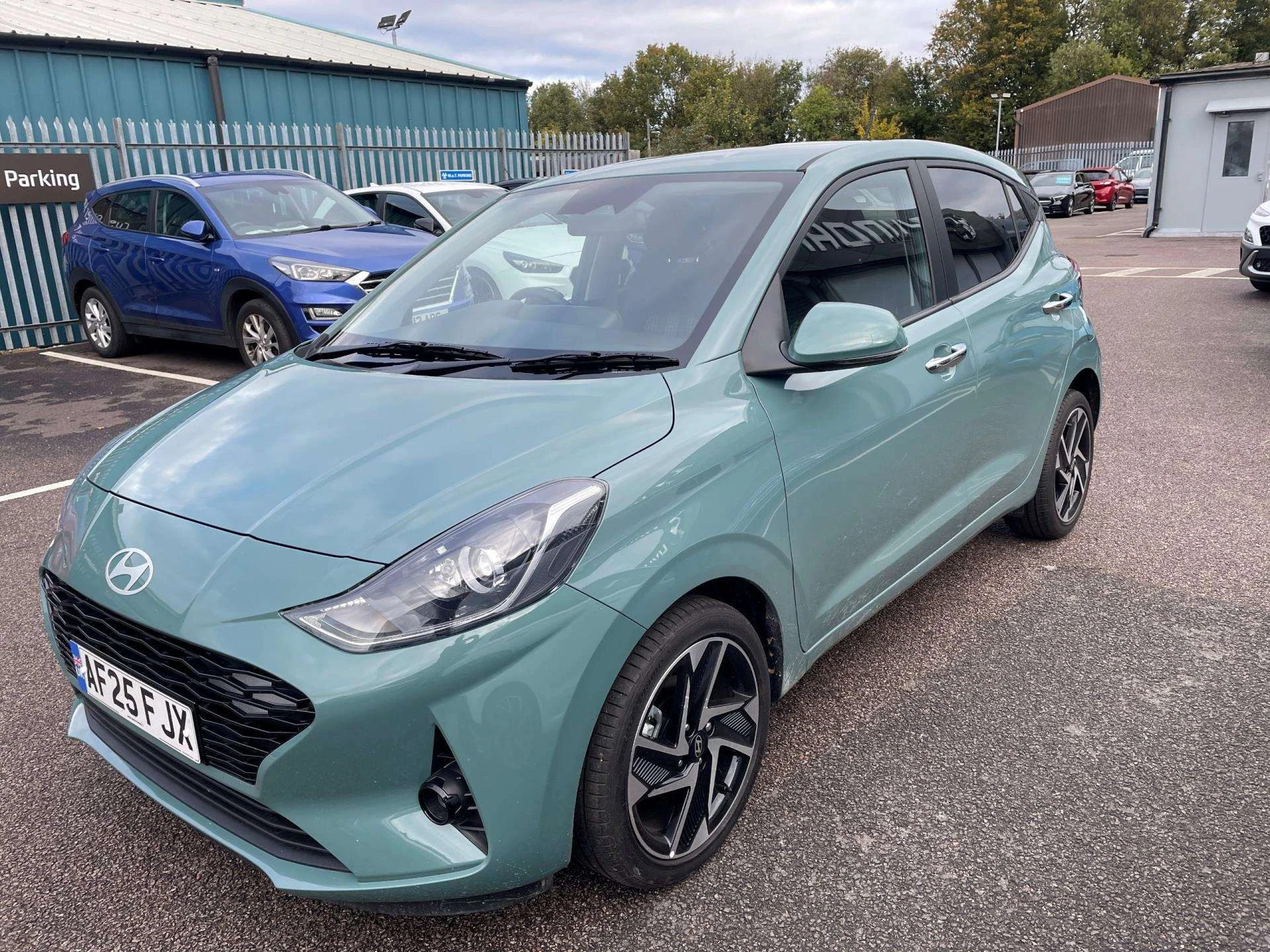 Vehicle image 3