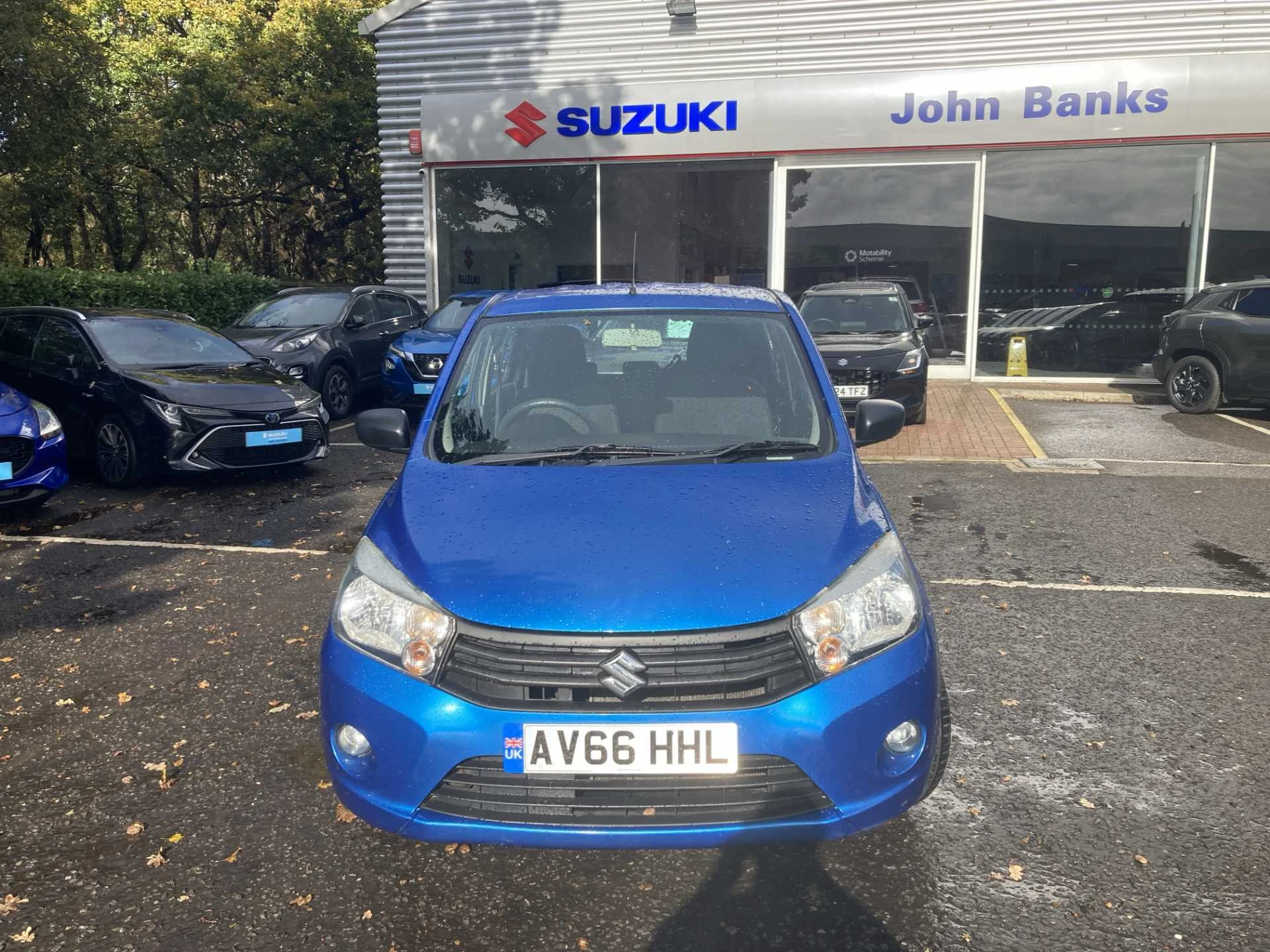 Vehicle image 3