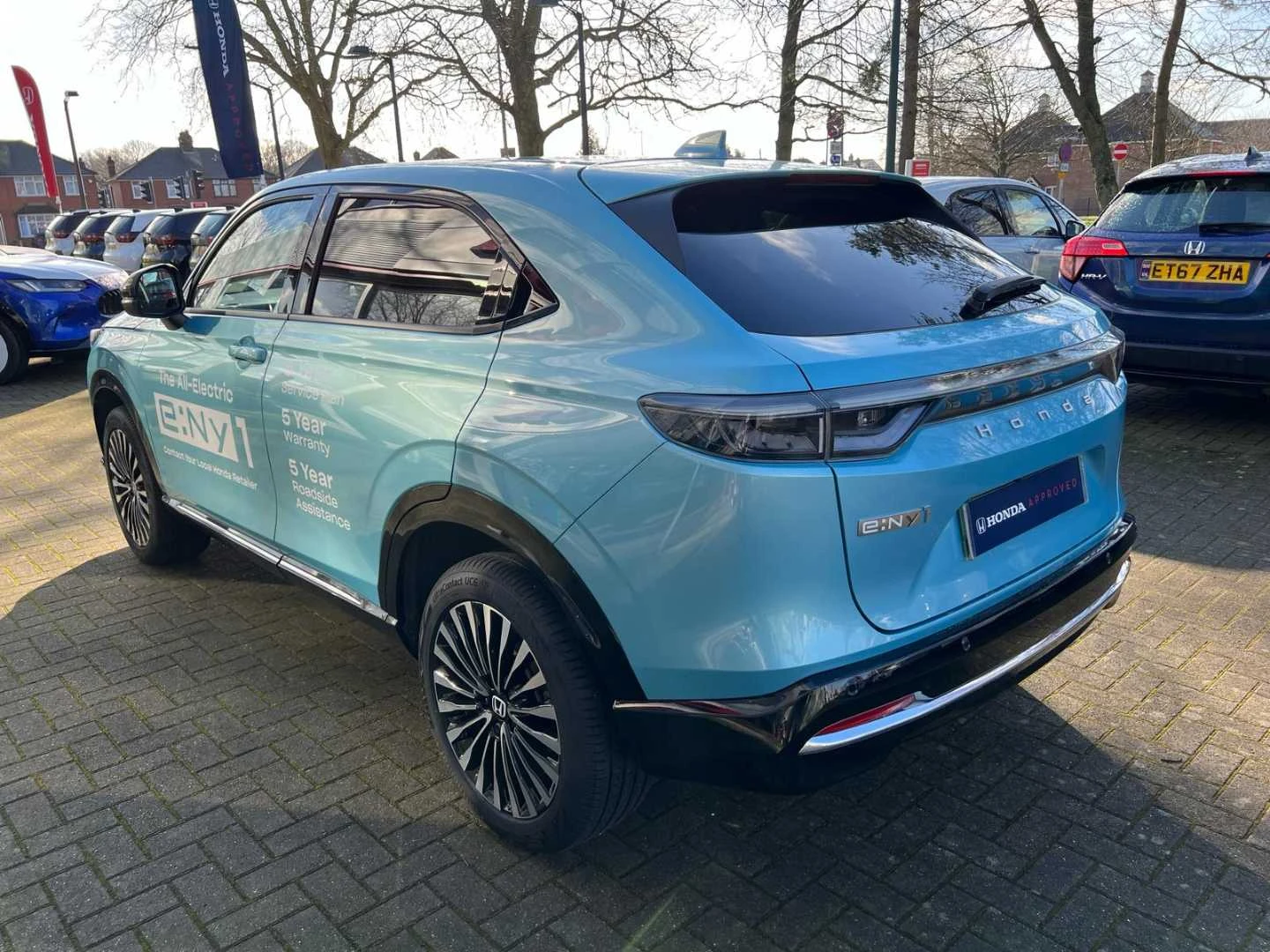 Vehicle image 3
